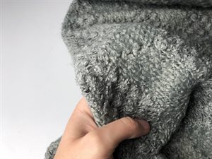 Strikagtig - flot grå og hulmønster